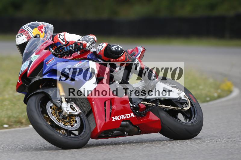 /30 23.06.2025 Get Faster Caremotion ADR/Rider Academy gruen/16